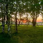 別荘 Domaine Des Anes - Et Roulotte *