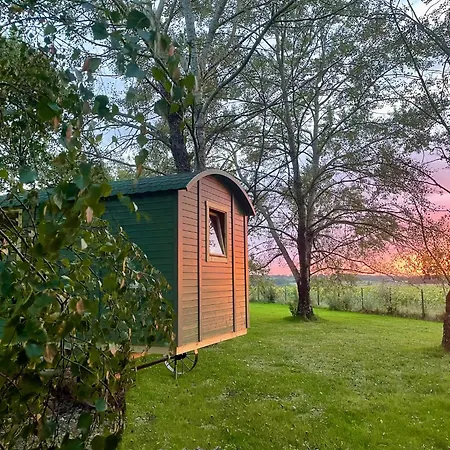 Domaine Des Anes - Et Roulotte בית נופש *