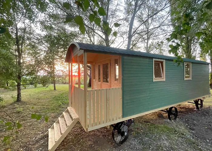 Domaine Des Anes - Et Roulotte